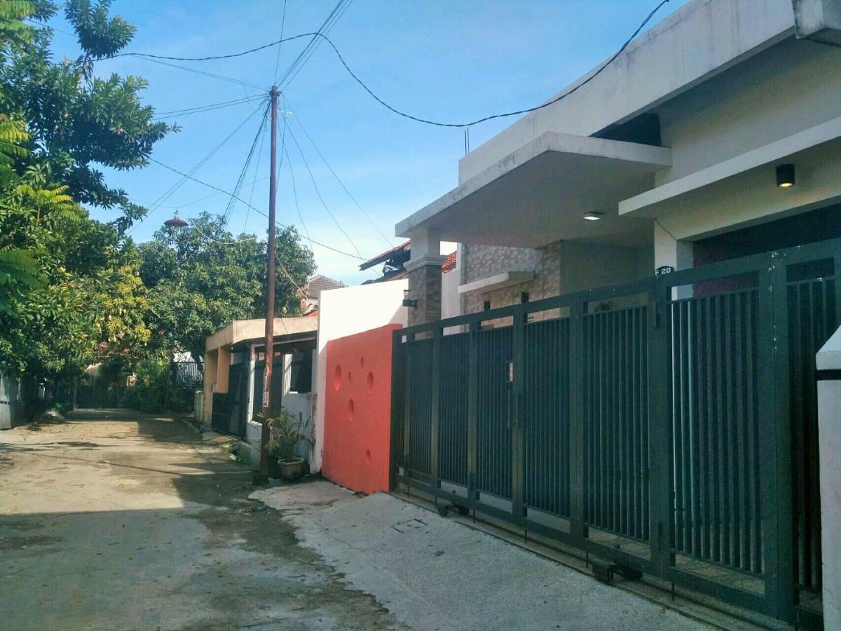 Homestay Bumi Asri III Cikutra Bandung Exterior photo