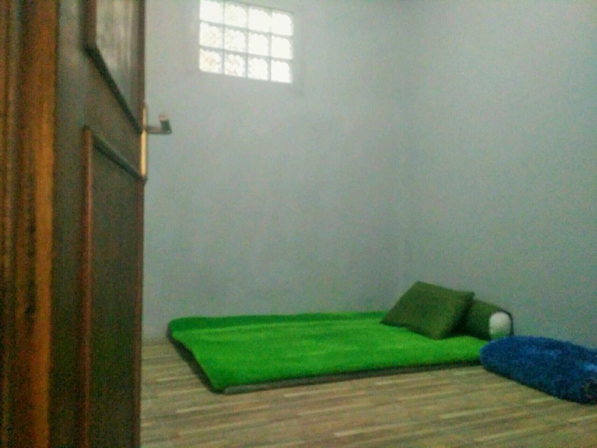 Homestay Bumi Asri III Cikutra Bandung Exterior photo